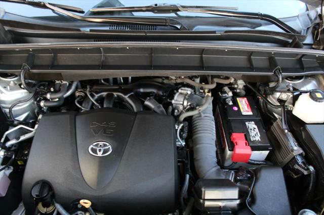 2021 Toyota Highlander L