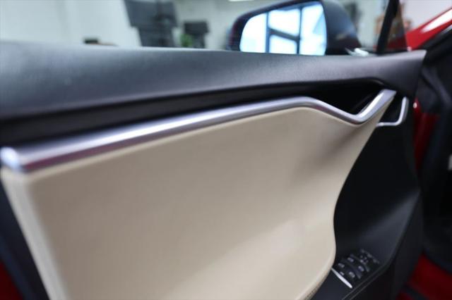 2014 Tesla Model S P85