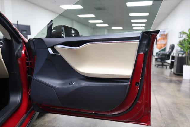 2014 Tesla Model S P85