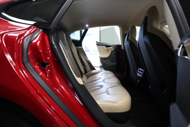 2014 Tesla Model S P85