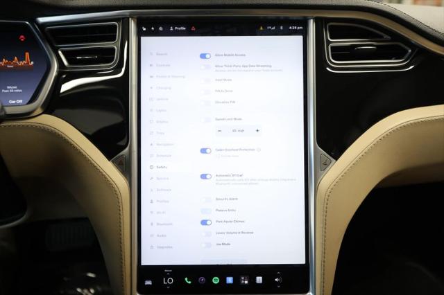 2014 Tesla Model S P85