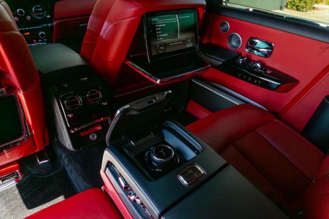 2021 Rolls-Royce Phantom Base
