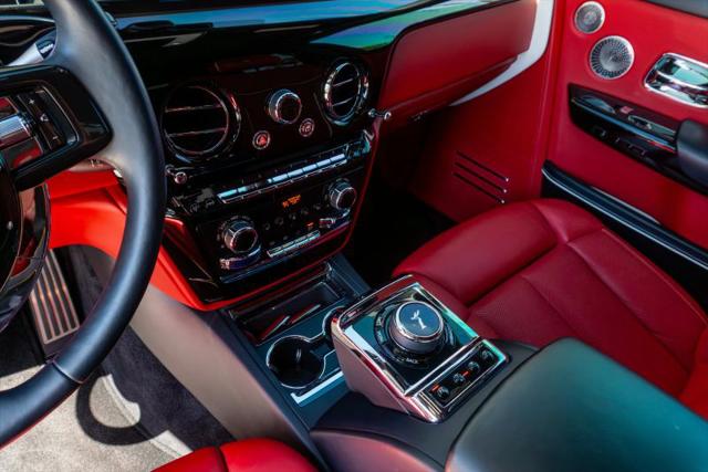 2021 Rolls-Royce Phantom Base