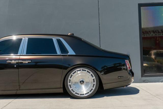2021 Rolls-Royce Phantom Base