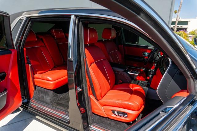 2021 Rolls-Royce Phantom Base