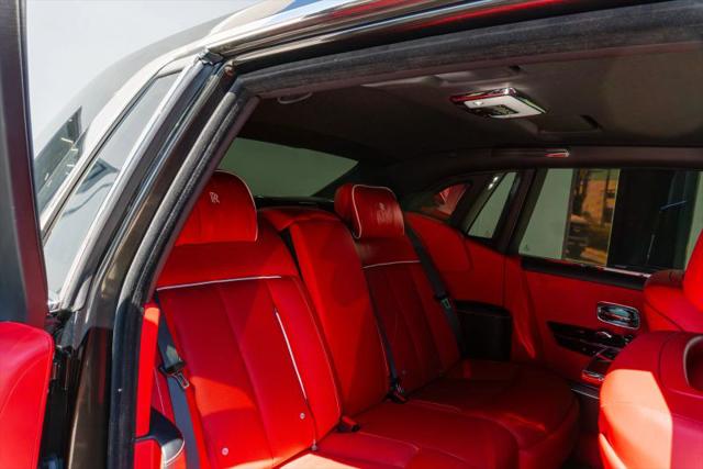 2021 Rolls-Royce Phantom Base