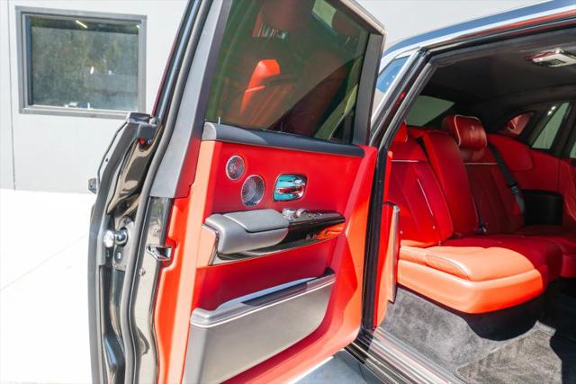 2021 Rolls-Royce Phantom Base
