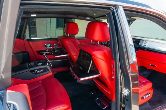 2021 Rolls-Royce Phantom Base