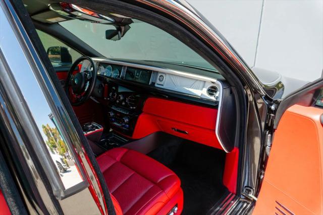 2021 Rolls-Royce Phantom Base
