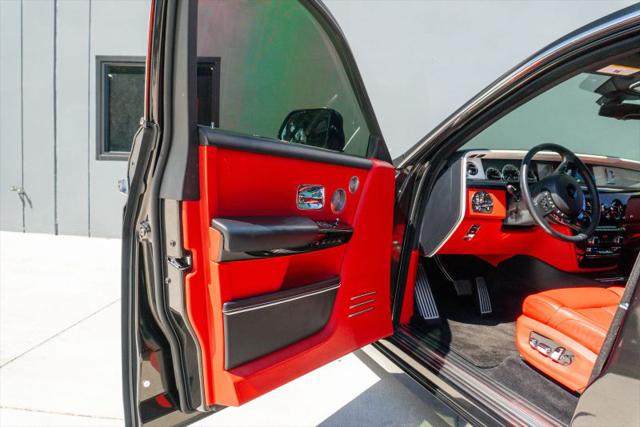2021 Rolls-Royce Phantom Base
