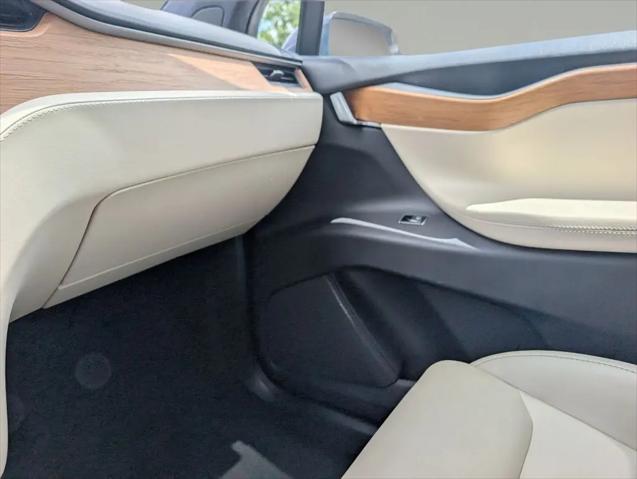 2020 Tesla Model X Long Range Dual Motor All-Wheel Drive