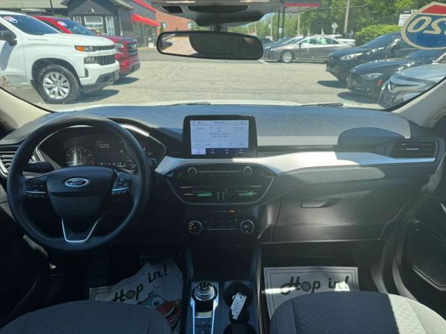 2020 Ford Escape SE