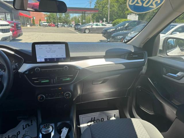 2020 Ford Escape SE