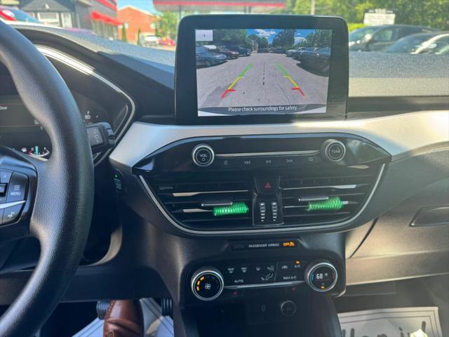2020 Ford Escape SE