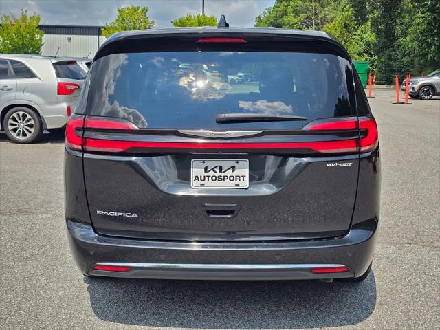 2023 Chrysler Pacifica Touring L for sale in Columbus, GA