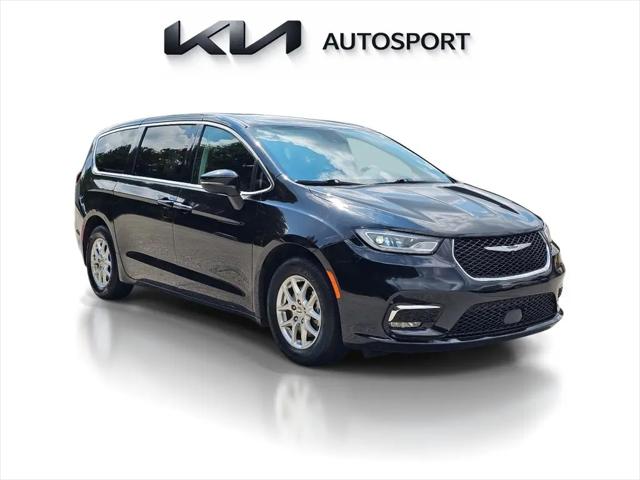 2023 Chrysler Pacifica Touring L for sale in Columbus, GA