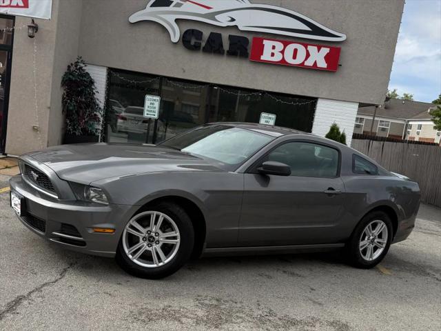 2013 Ford Mustang V6 for sale in Oakbrook Terrace, IL
