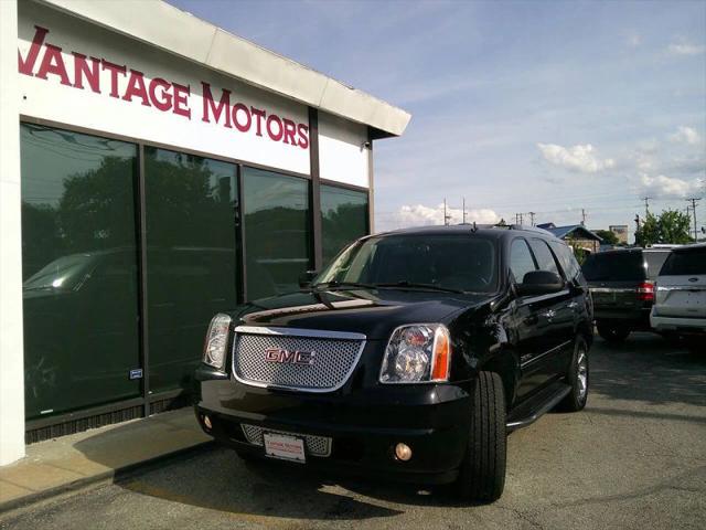 2011 GMC Yukon Denali for sale in RAYTOWN, MO