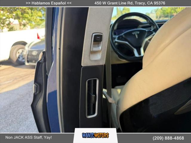 2016 Tesla Model X 90D