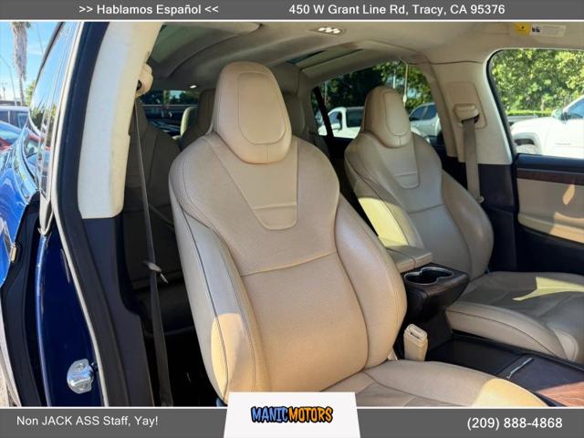 2016 Tesla Model X 90D