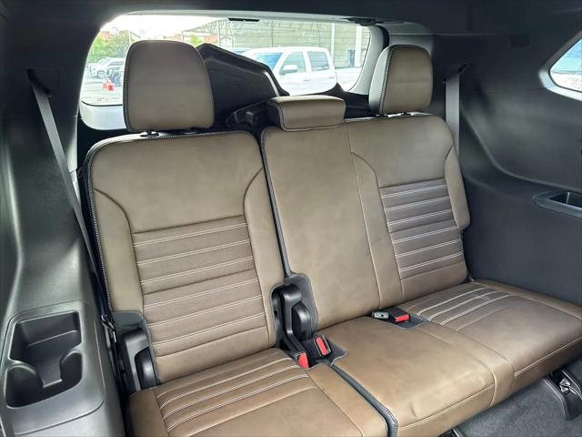 2026 GMC Acadia Denali Ultimate AWD