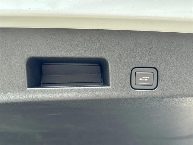 2026 GMC Acadia Denali Ultimate AWD
