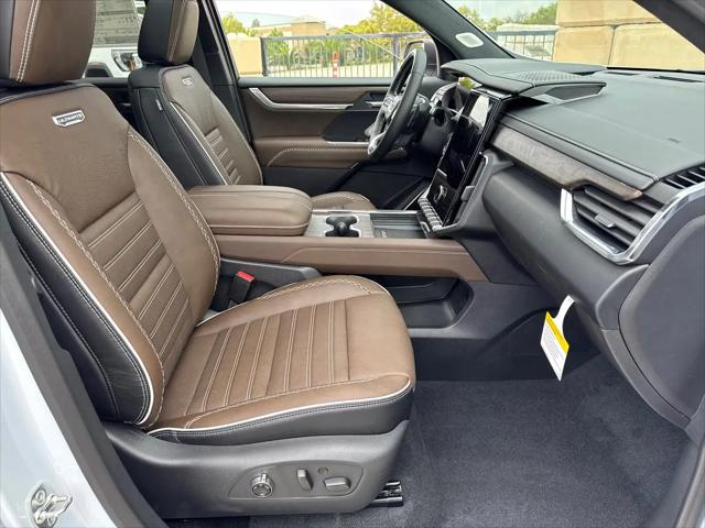 2026 GMC Acadia Denali Ultimate AWD