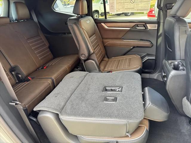 2026 GMC Acadia Denali Ultimate AWD
