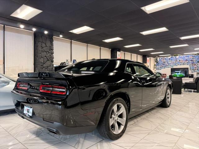 2018 Dodge Challenger SXT