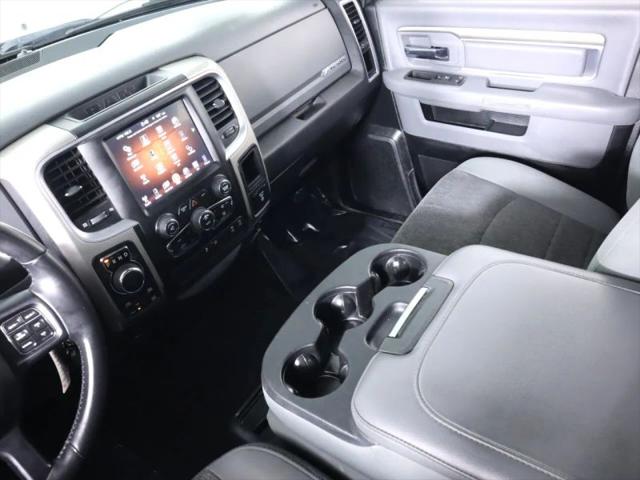 2017 Ram 1500 Big Horn Crew Cab 4x4 6'4" Box