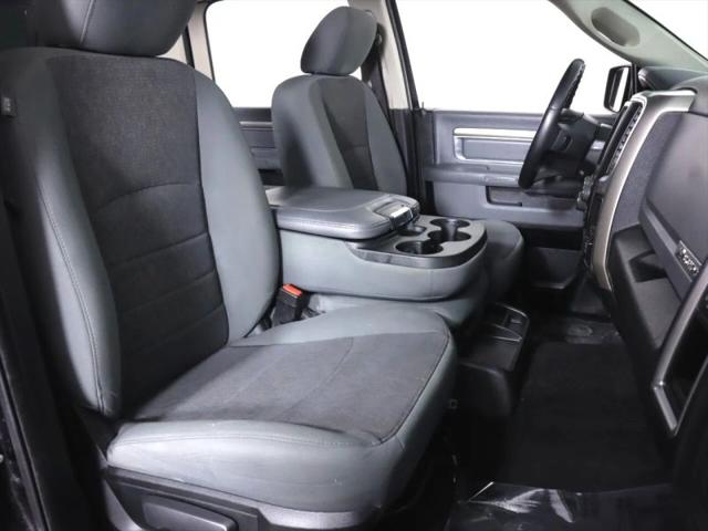 2017 Ram 1500 Big Horn Crew Cab 4x4 6'4" Box