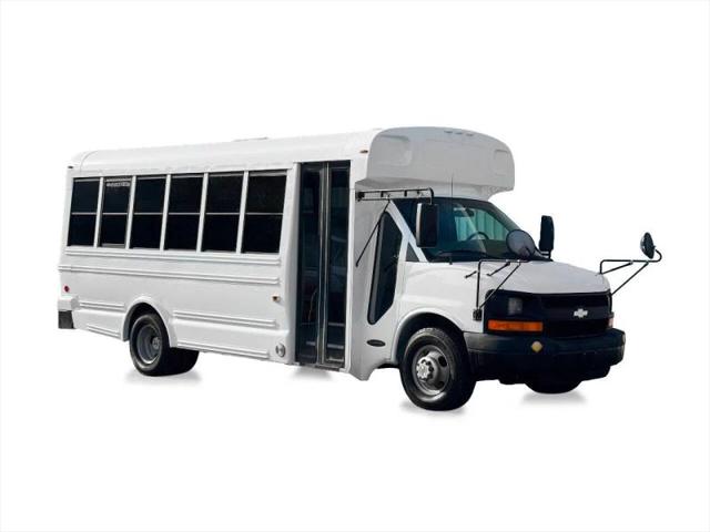 2004 Chevrolet Express Cutaway Base w/C7L/C7N for sale in Houston, TX