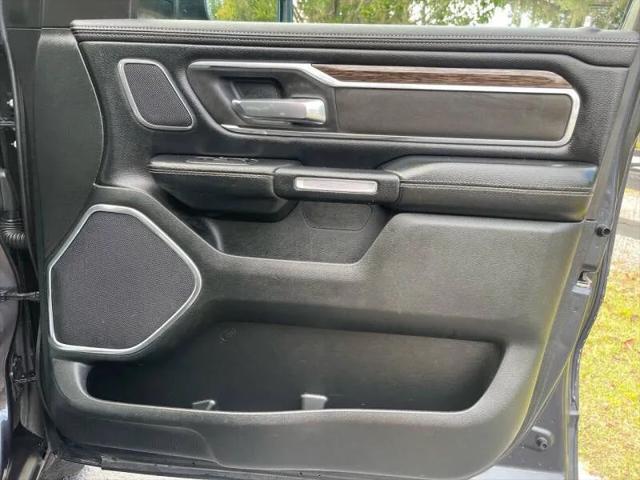 2019 Ram 1500 Laramie Crew Cab 4x4 5'7" Box