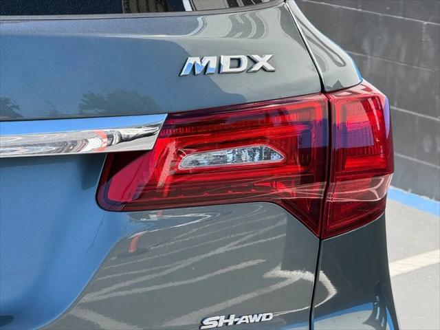 2016 Acura MDX Advance  Entertainment Packages