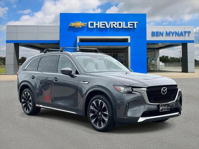 2024 Mazda X-90 Premium
