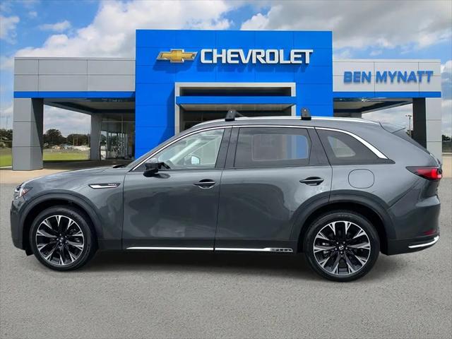 2024 Mazda X-90 Premium