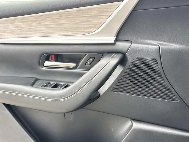 2024 Mazda X-90 Premium