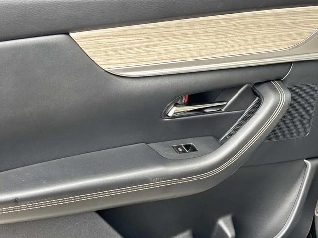 2024 Mazda X-90 Premium