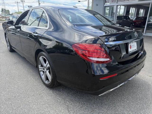2017 Mercedes-Benz E-CLASS E 300 4MATIC