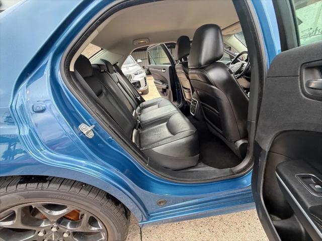 2021 Chrysler 300 Touring L