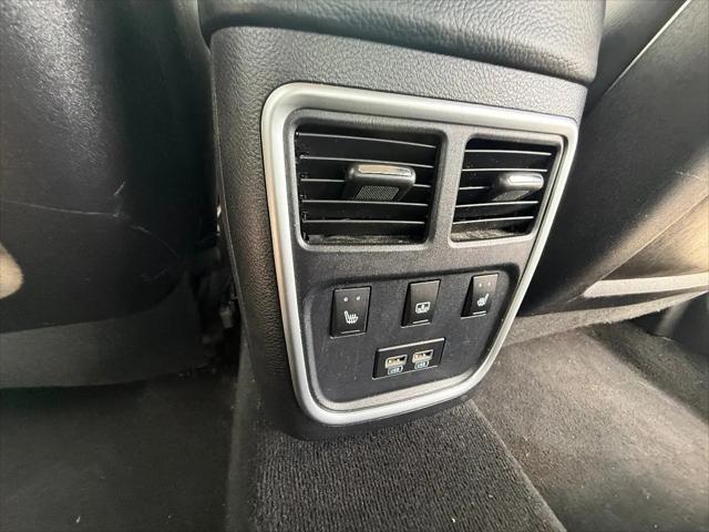 2021 Chrysler 300 Touring L