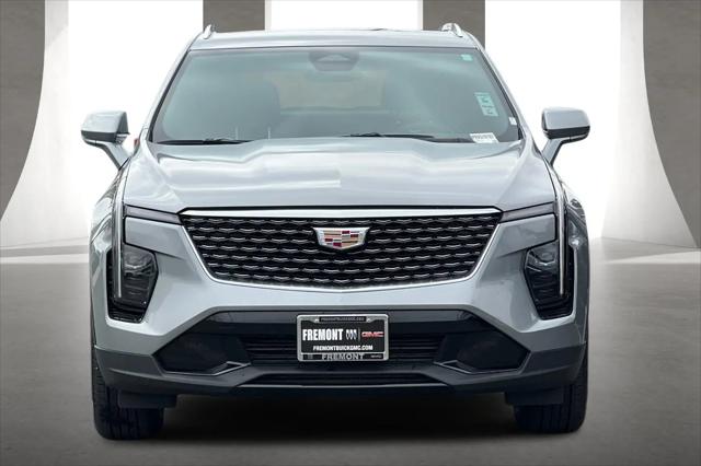 2024 Cadillac XT4 FWD Premium Luxury
