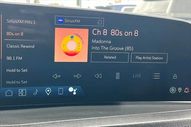 2024 Cadillac XT4 FWD Premium Luxury