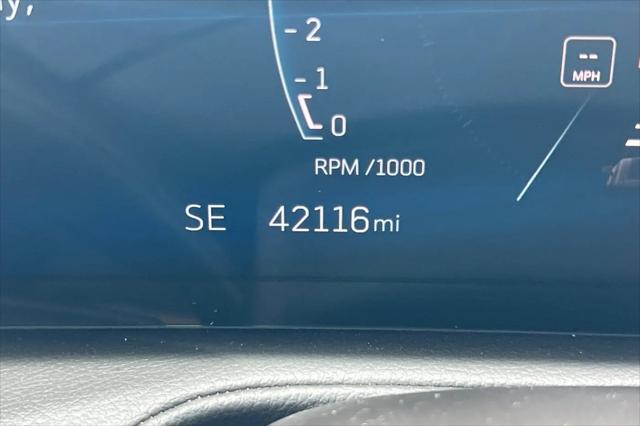 2024 Cadillac XT4 FWD Premium Luxury