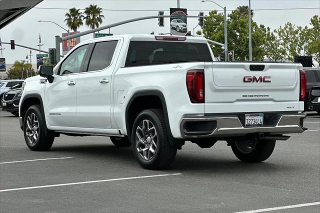 2026 GMC Sierra 1500 Crew Cab, Short Bed, SLT, 4WD