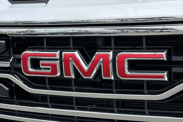 2026 GMC Sierra 1500 Crew Cab, Short Bed, SLT, 4WD