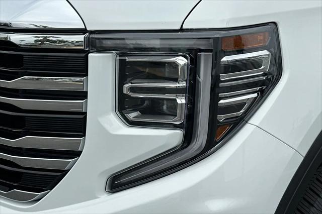2026 GMC Sierra 1500 Crew Cab, Short Bed, SLT, 4WD
