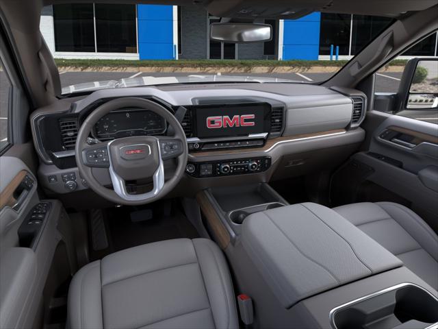 2026 GMC Sierra 2500HD Crew Cab, Standard Bed, SLT, 4WD