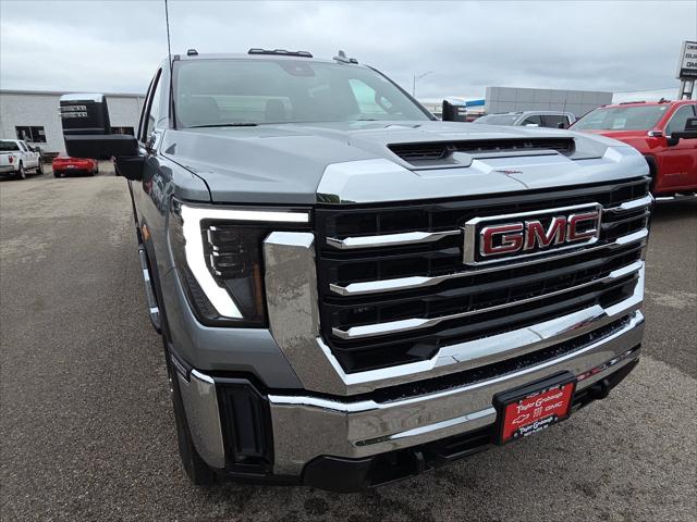 2026 GMC Sierra 2500HD Crew Cab, Standard Bed, SLT, 4WD