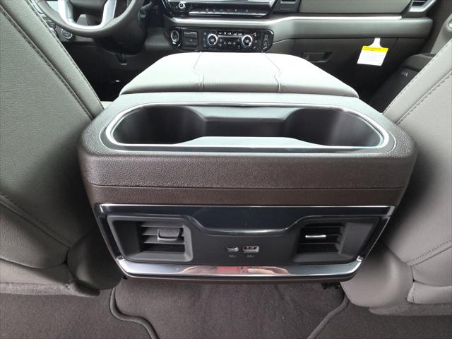2026 GMC Sierra 2500HD Crew Cab, Standard Bed, SLT, 4WD